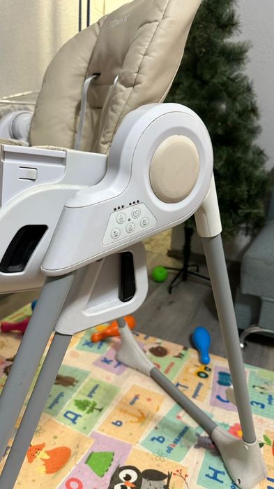 Продам детский стульчик качелю