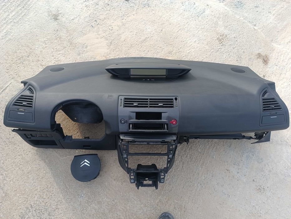 Табло арматурно с аербег за Ситроен Ц4 до 2010г / Citroen C4