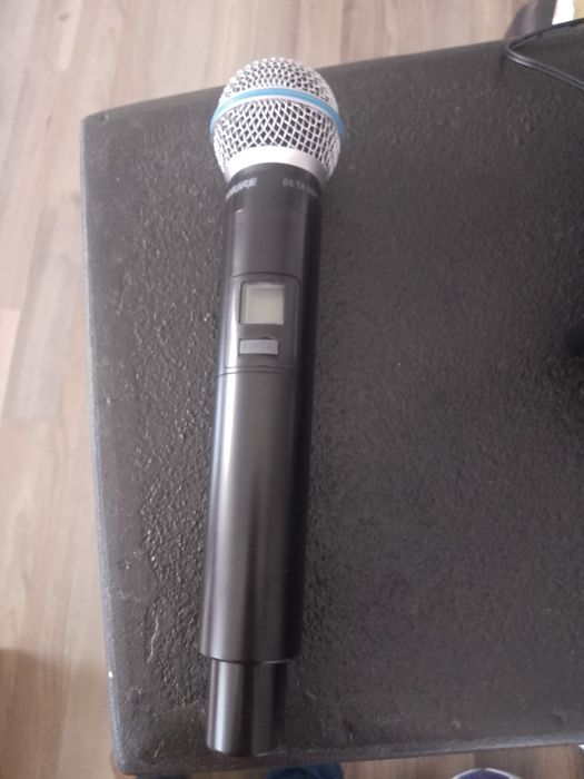 Microfon wireless shure glxd cu beta 58 a doar microfon fără reciver