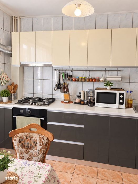 Apartament 3 camere, 77,65 mp utili, 2 băi,etaj 1 Mircea Voda/Nerva