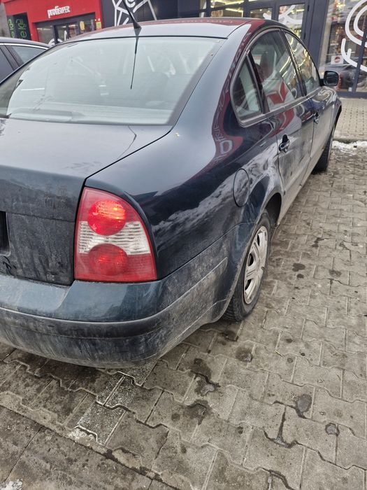 Wolkswagen pasat 1.6 i