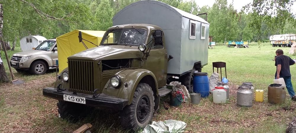 Продам  автомобиль ГАЗ 63