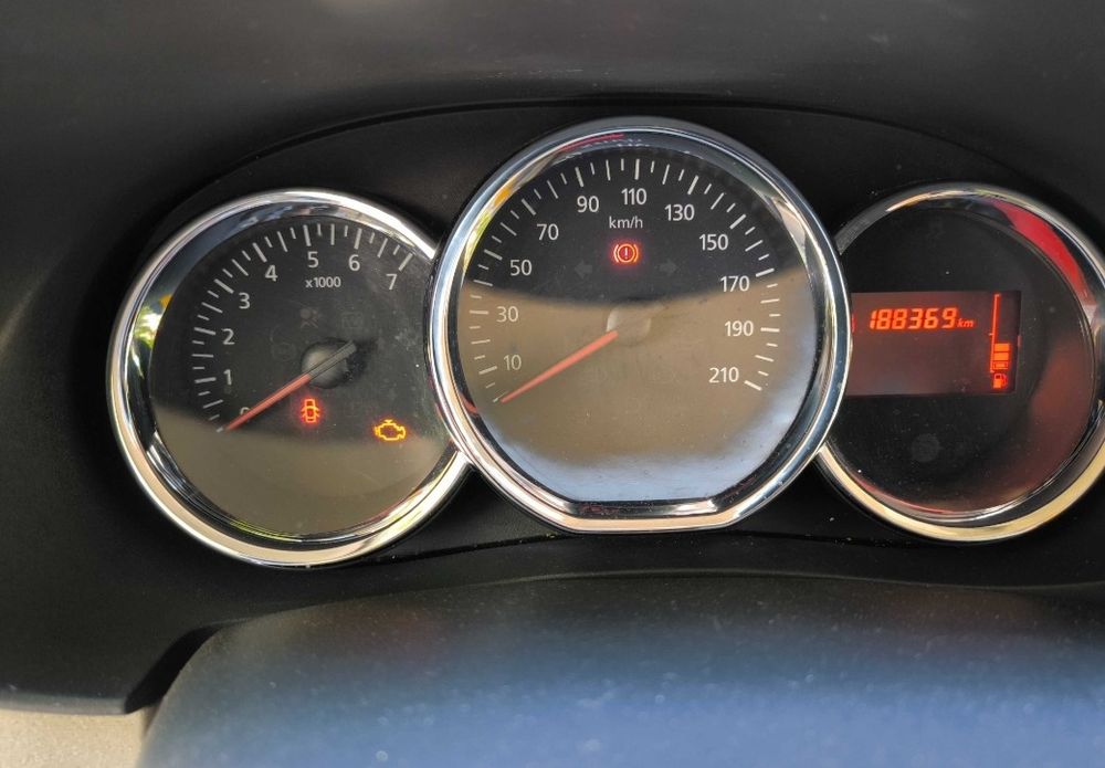 Dacia lodgy 1.2 benzina an 2013