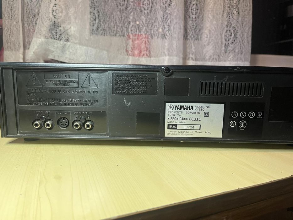 Продавам декове Yamaha-k320 , Philips N515i