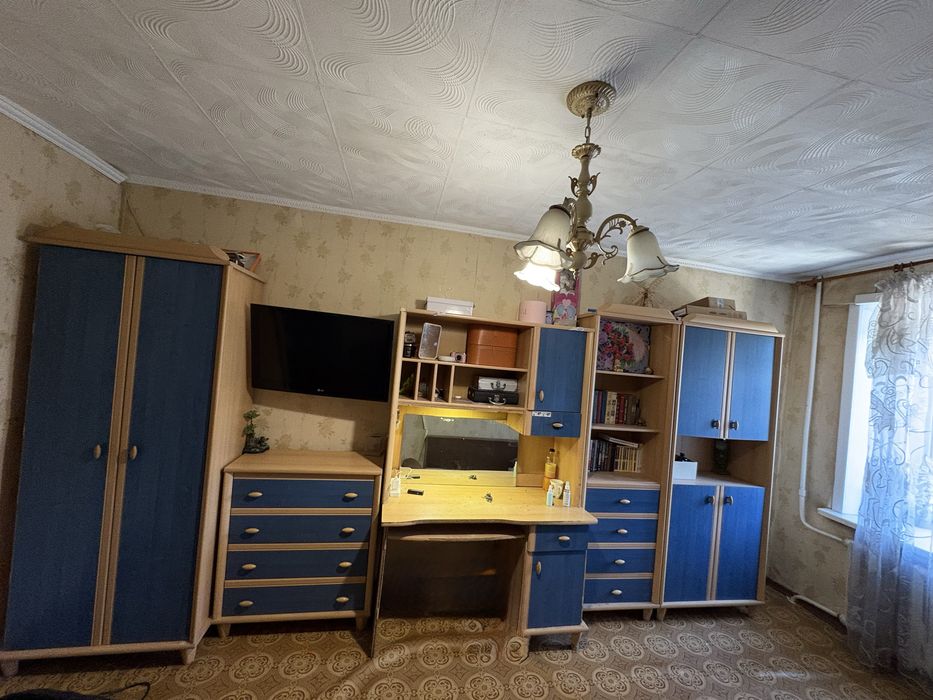 Продам гарнитур