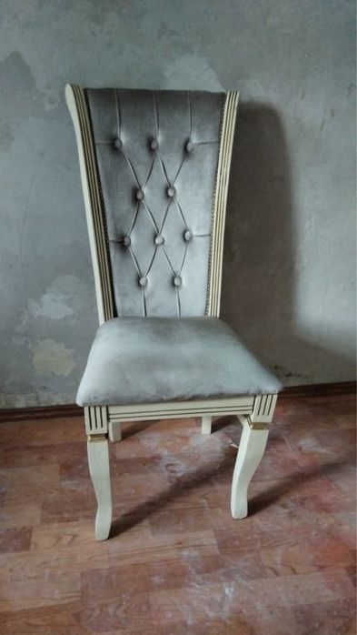 Продам хороший стулья