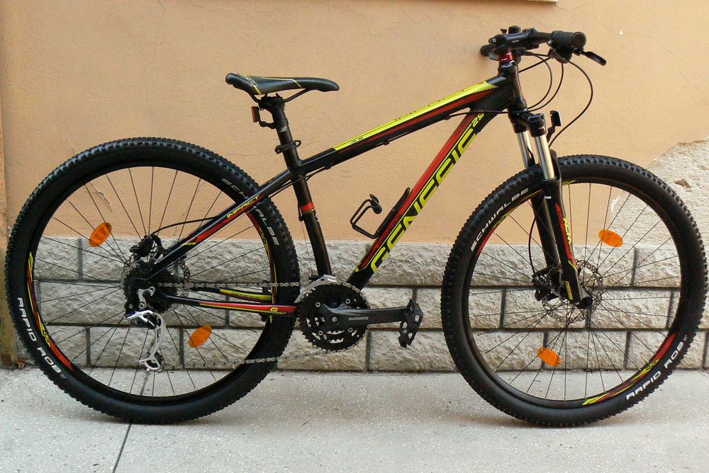 Bicicleta mountain bike Genesis 29