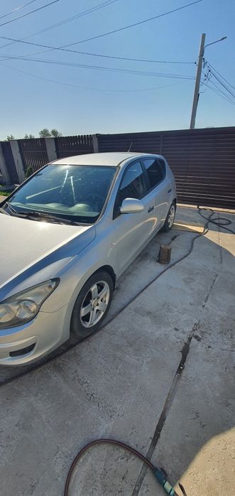 HYUNDAI i30 2010 — imagine 2