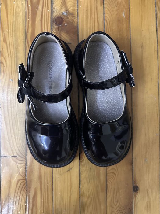 Туфли отличного качества для девочки 30 размер, фирма Капитошка