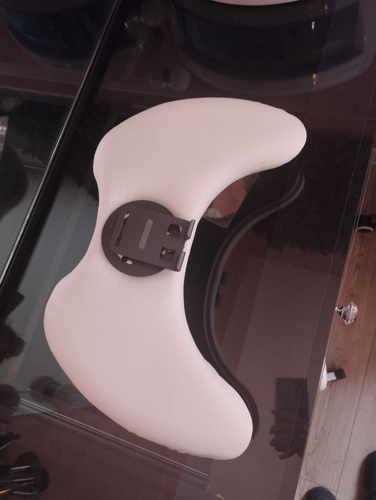 Поставка за ръце за маникюр