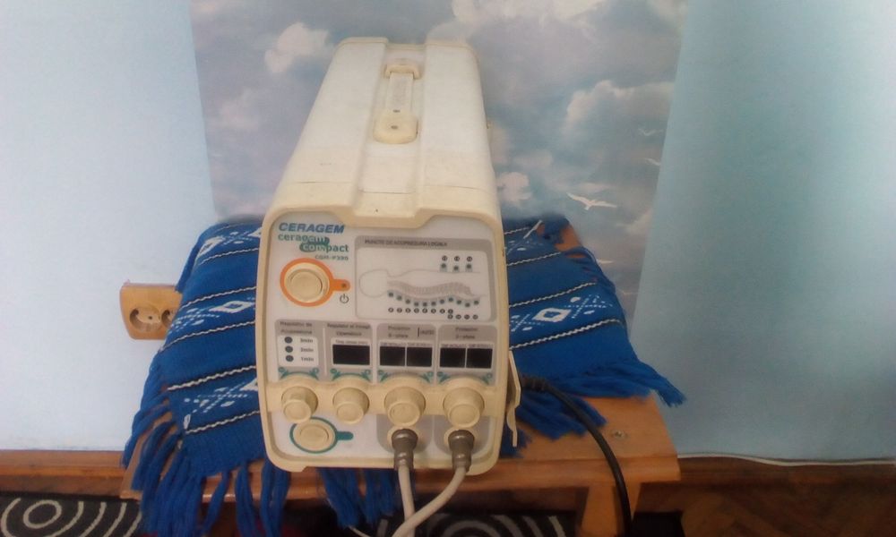 Aparat" Cerasem pt.relaxarea nervilor  cu 2 reflectore de jad