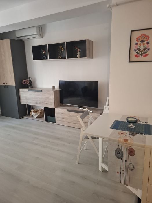 Apartament de închiriat