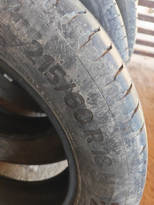 Vând 4 cauciucuri de vara Continental 215/60/R18-H98