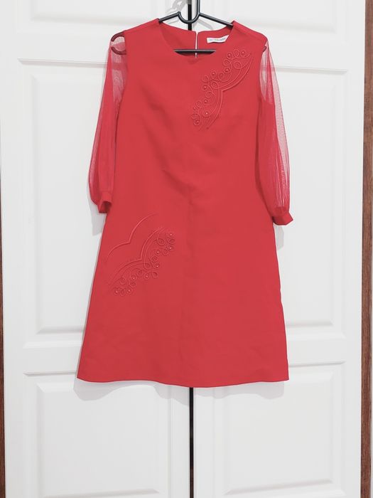 Женская одежда..