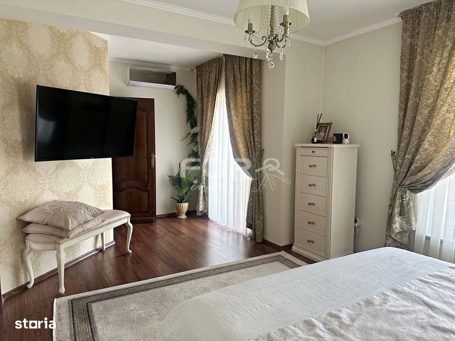 Vilă elegantă de vânzare în Oradea