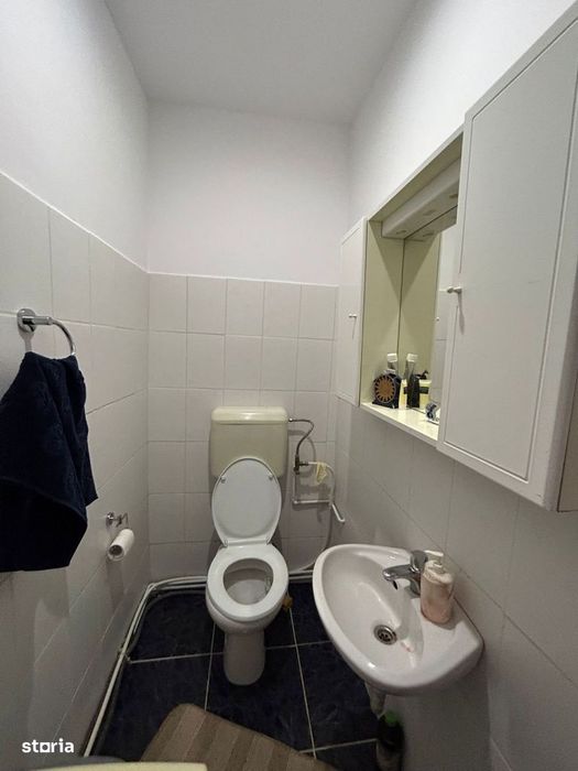 Apartament 3 camere Bd. Republicii , Sinaia cu curte si foisor