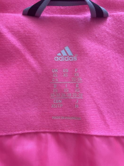 Куртка Adidas размер XS