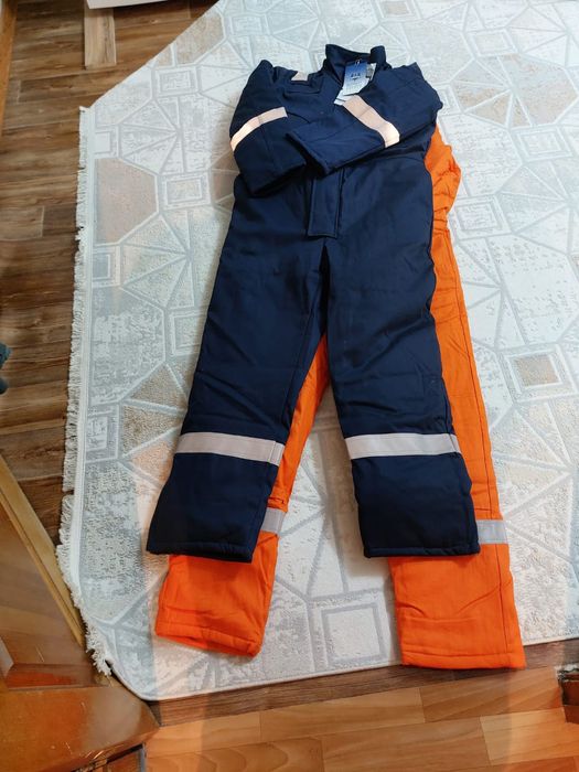 Продаётся спецодежды