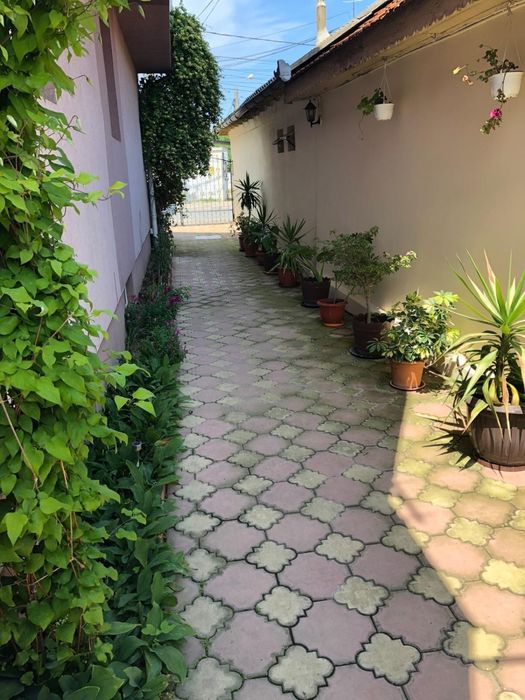 De inchiriat vila cu 5 camere