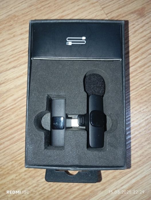 Петличка для видео