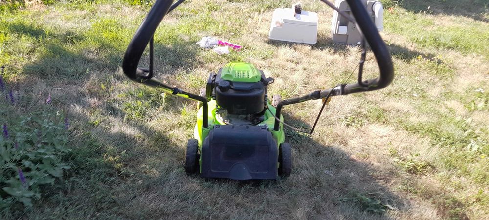 Бензинова косачка Fieldmann FZR 4005-BH, Зелен/Черен, 40см