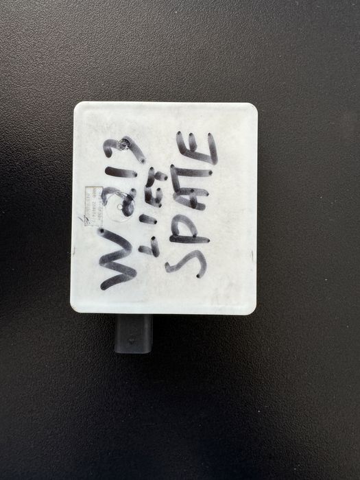 Mercedes E class W213 Radar / senzor A0009008628