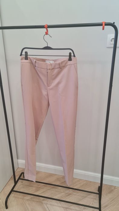 Продам костюм Mango