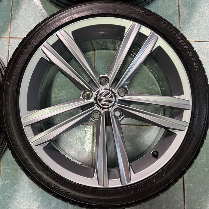 Roti/ jante aliaj R18 originale Vw Golf 7 8 Gti Gtd 225/40/18 vara