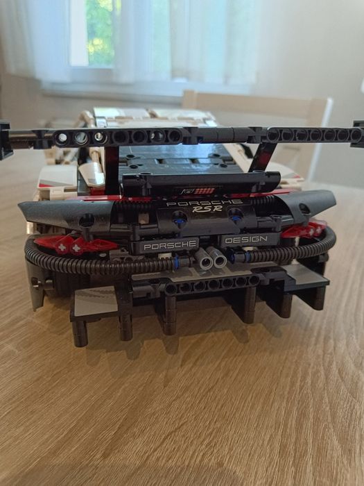 Porsche 911 RSR 42096 тип Lego Technic