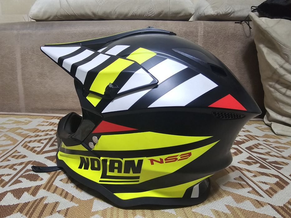 Мотошлем для кросса/эндуро