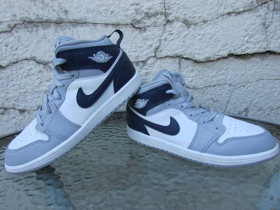 Детски маратонки Nike Air Jordan 1 Mid