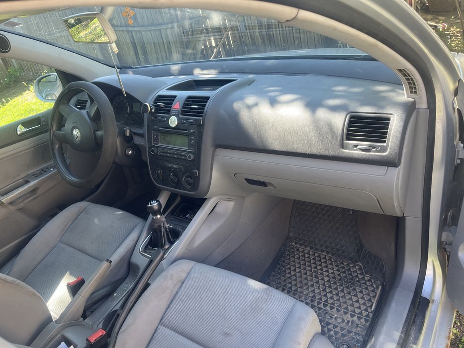 VOLKSWAGEN Golf 2004 — imagine 3