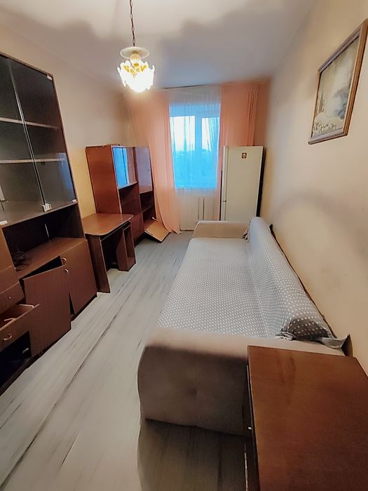 Продается 2-комн (6-67, 3 эт)