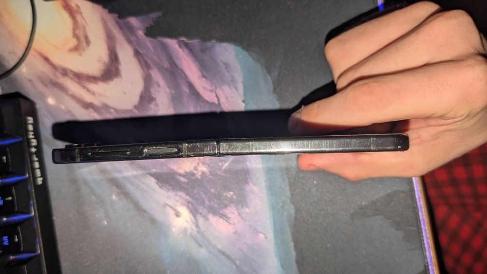 Samsung Galaxy ZFlip 5 512GB