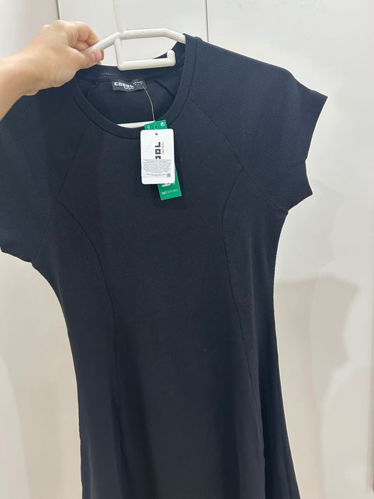 Новое черное платье