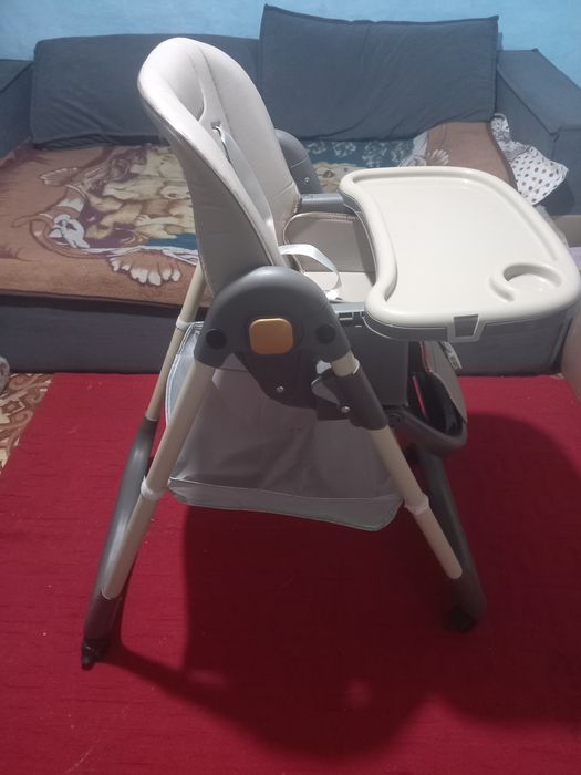 Продам стульчик детский