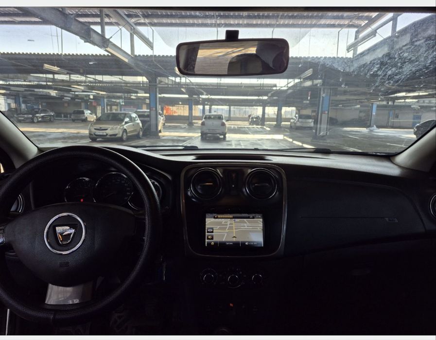 Inchiriez logan 0.9 gpl bolt/uber