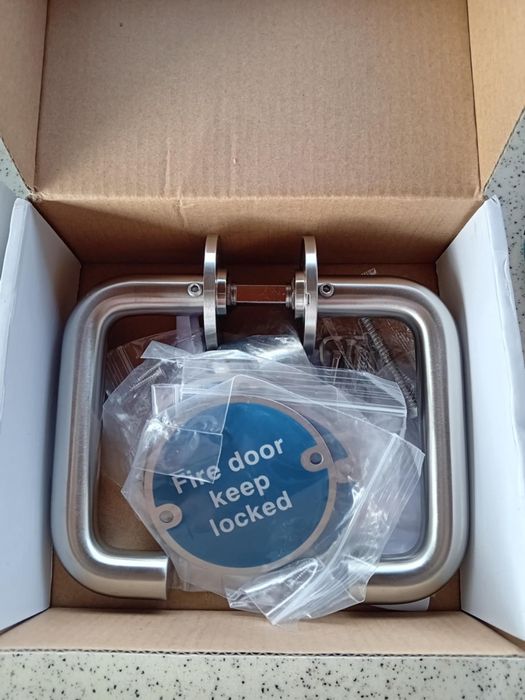 Дръжки за интериорни врати