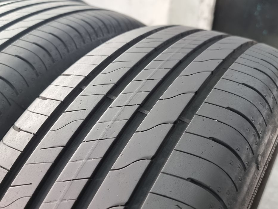215/55/17 Goodyear 4Броя: 200€ 6.2мм
