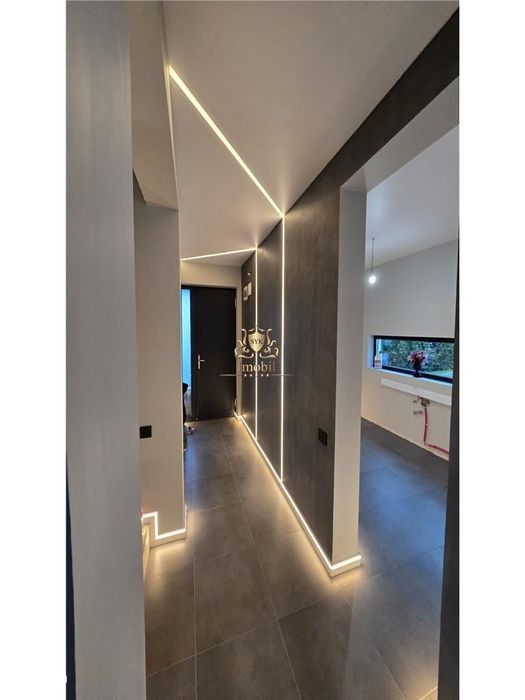 Casa de LUX superba construita si finisata impecabil! 5 camere -dormit