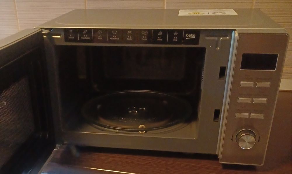 Cuptor cu microunde Beko
