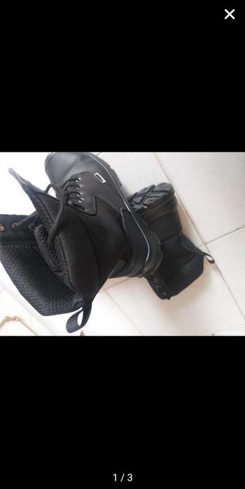 Vând bocanci de protecție noi Renania