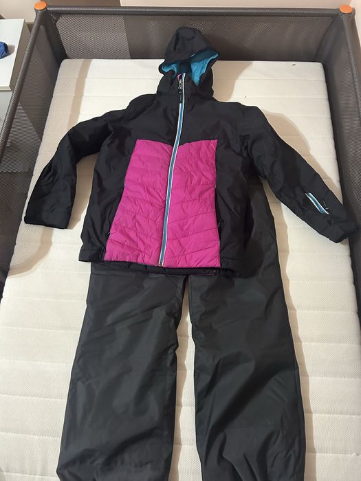 Детски ски еки+термо бельо,ски чорапи и шал