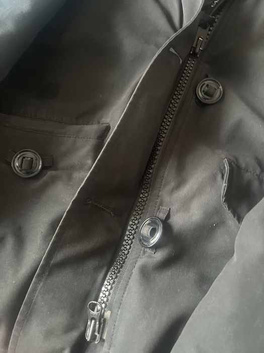 Vand geaca canada goose originala S