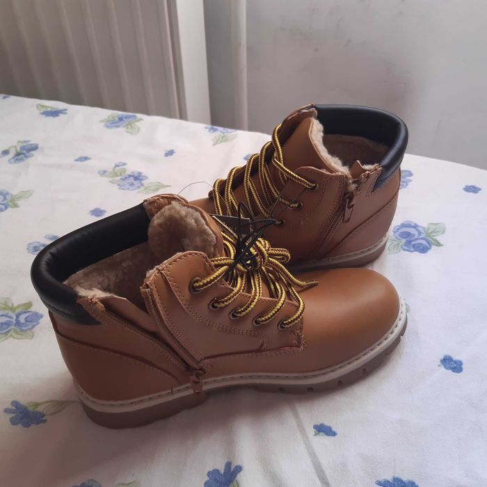 Vand ghetute copii noi cu eticheta pret 40 lei