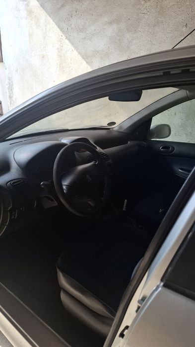 Peugeot 206 1.4 Benzina pe piese