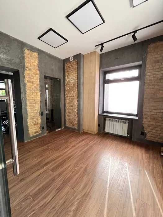 Аренда Офис 75м 1700у.е  AN1503