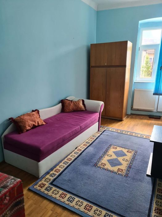 Apartament 2 camere de închiriat