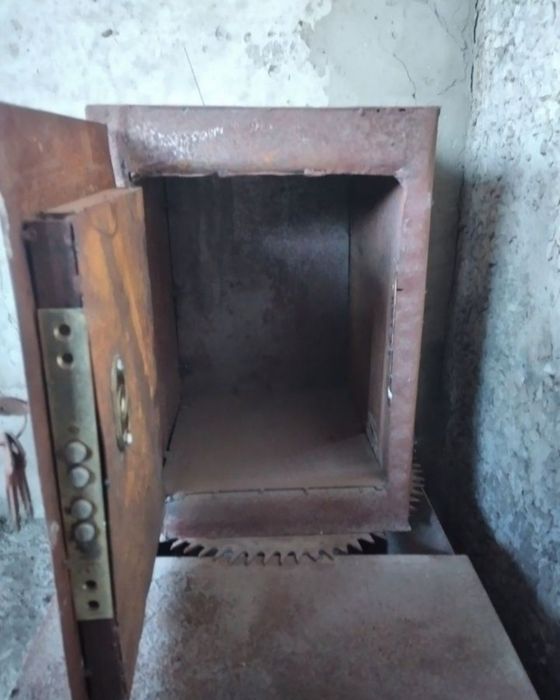 Продам Молотки Другое