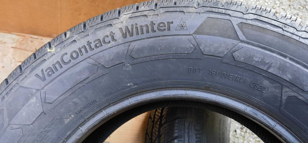 Чисто Нови 235 65 16 C Continental